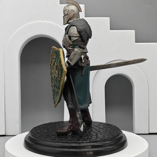 Аниме фигурка по игре Dark Souls - Рыцарь Фараама 15см (цветная коробка)