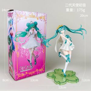 Аниме фигурка Мику Хатсуне с тиарой (20 см)