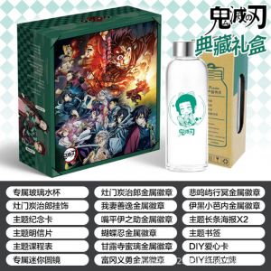 Подарочный набор с бутылкой Лезвие 18 в 1 (2)