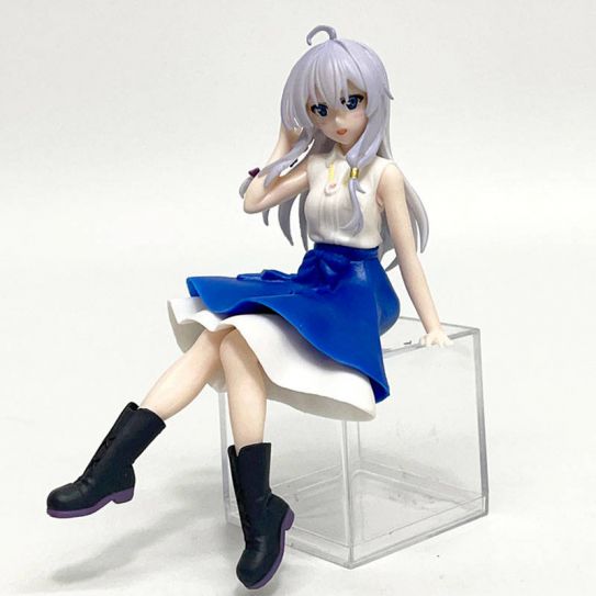 Аниме фигурка Путешествие Элайны - Элайна сидит