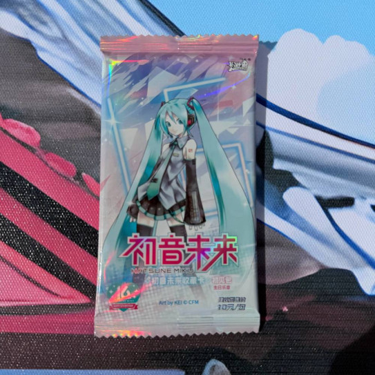 Бустер с коллекционными карточками KAYOU Мику Хацуне 6  (5 карточек внутри)