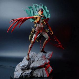 Аниме фигурка Атака титанов Леви Аккерман